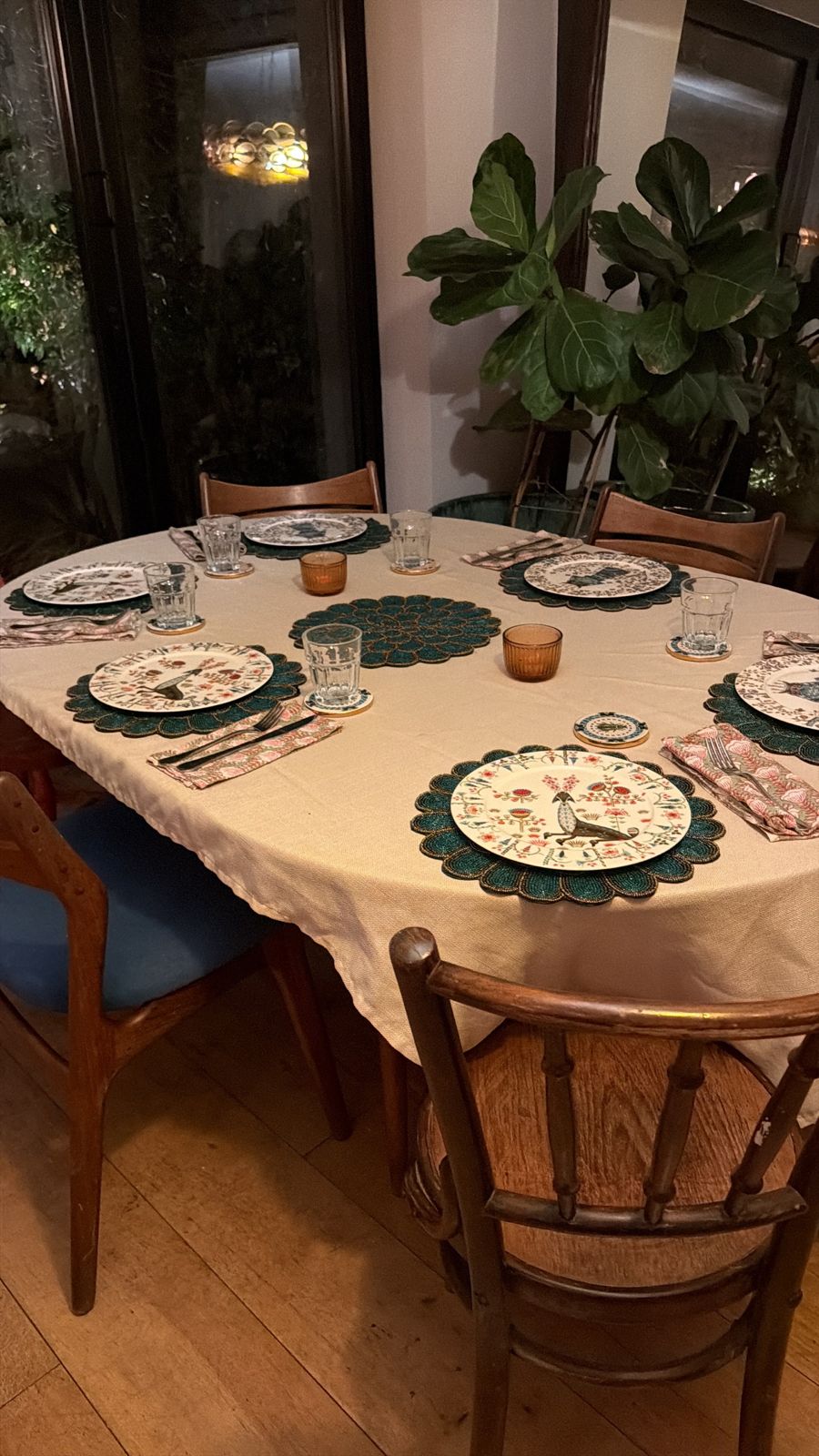 Supper Club בלונדון: ארוחת ערב עם חמישה זרים
